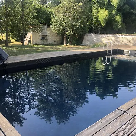 Tesoro Climatisee Avec Piscine Hammam Et Jardin Avec Piscine 3* Saint-Martial-sur-Ne