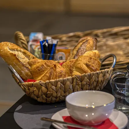 Bed & Breakfast Tesoro Climatisee Avec Piscine Hammam Et Jardin Avec Piscine